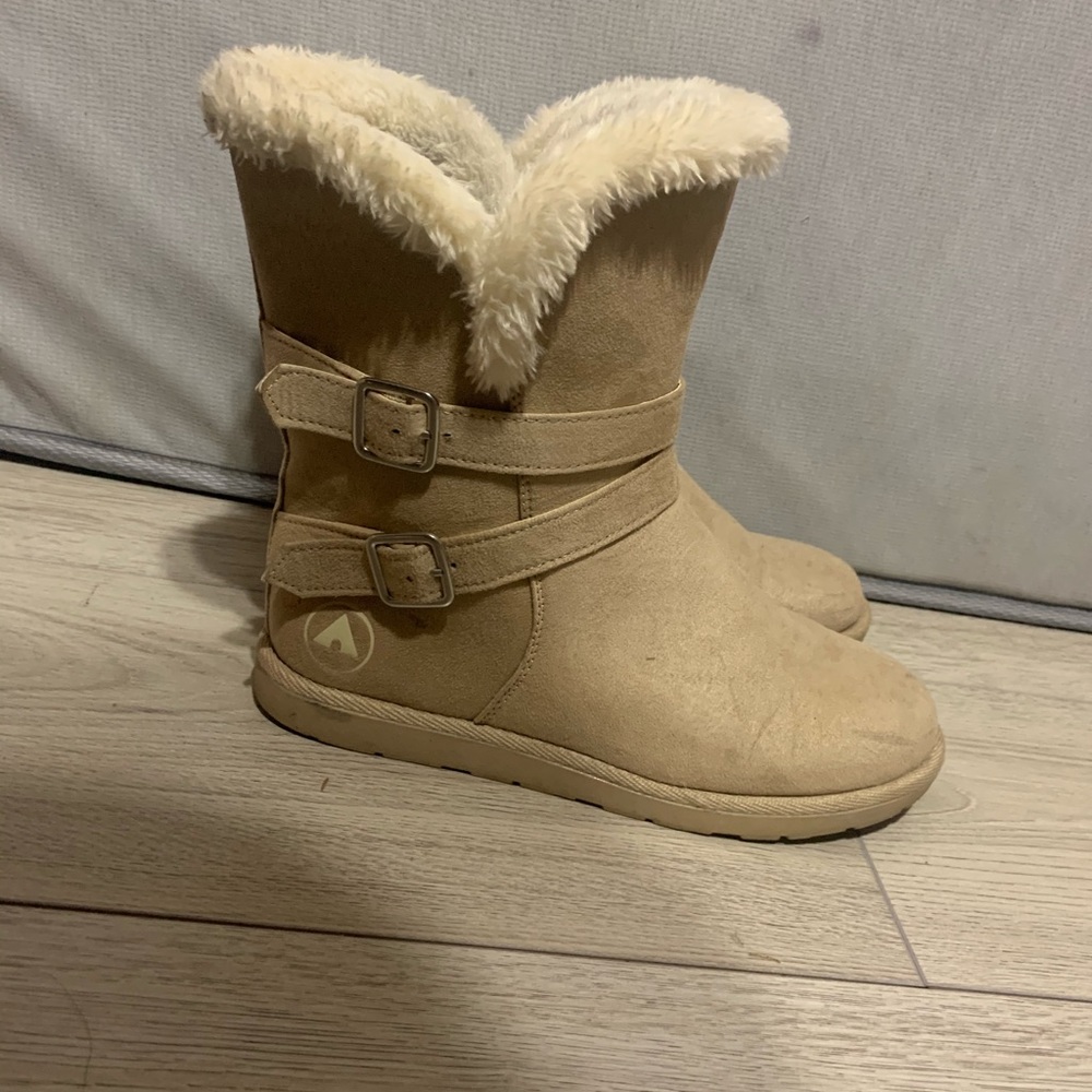 Aeropostale fur boots